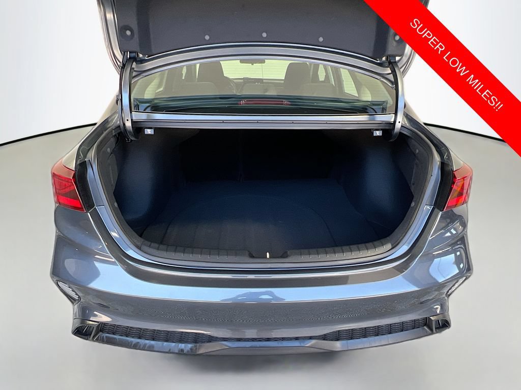 Certified 2024 Kia Forte LXS w/ LXS Technology Package FWD image 24