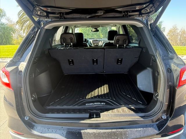 Used 2018 Chevrolet Equinox Premier image 30