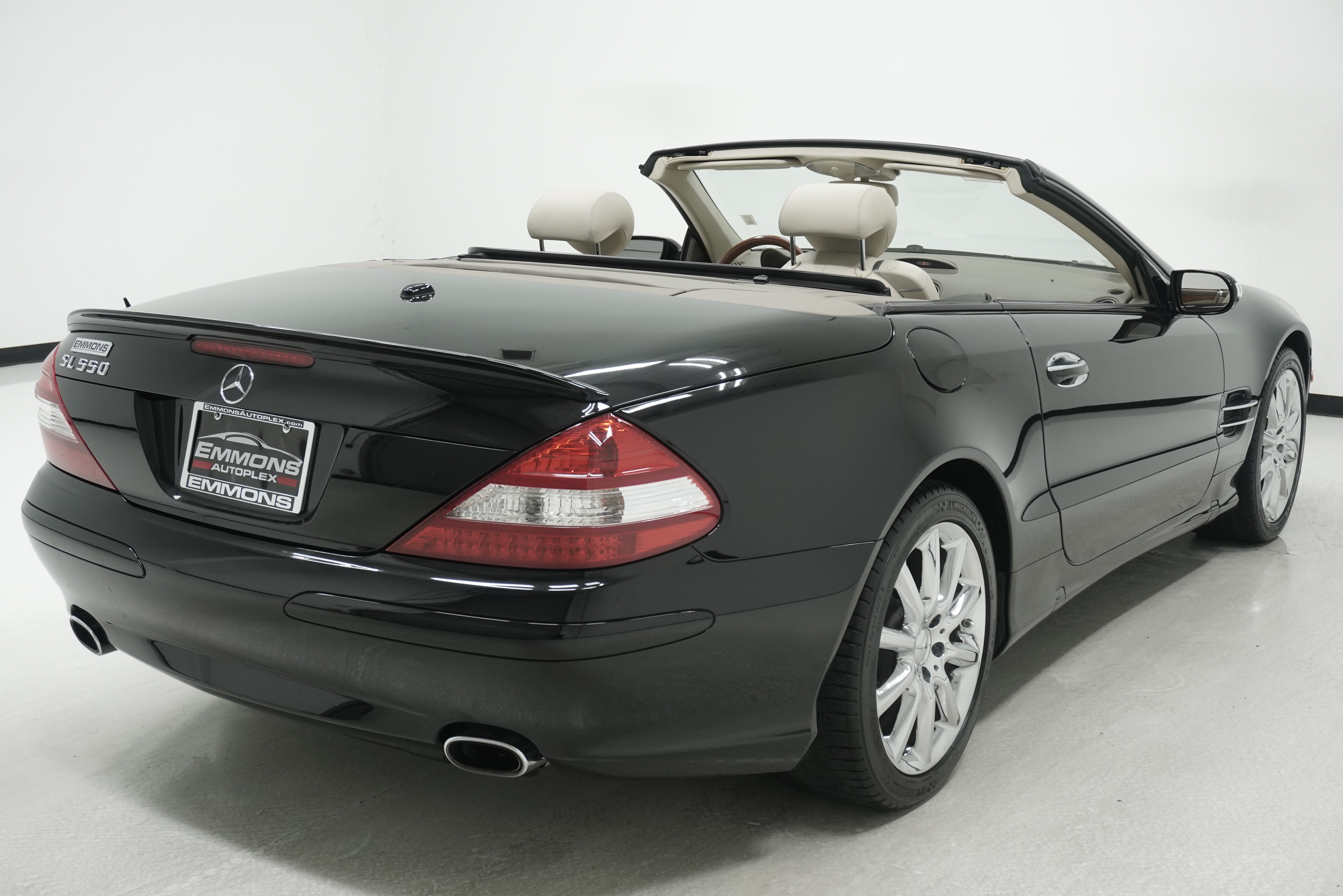 Used 2007 Mercedes-Benz SL 550 image 9