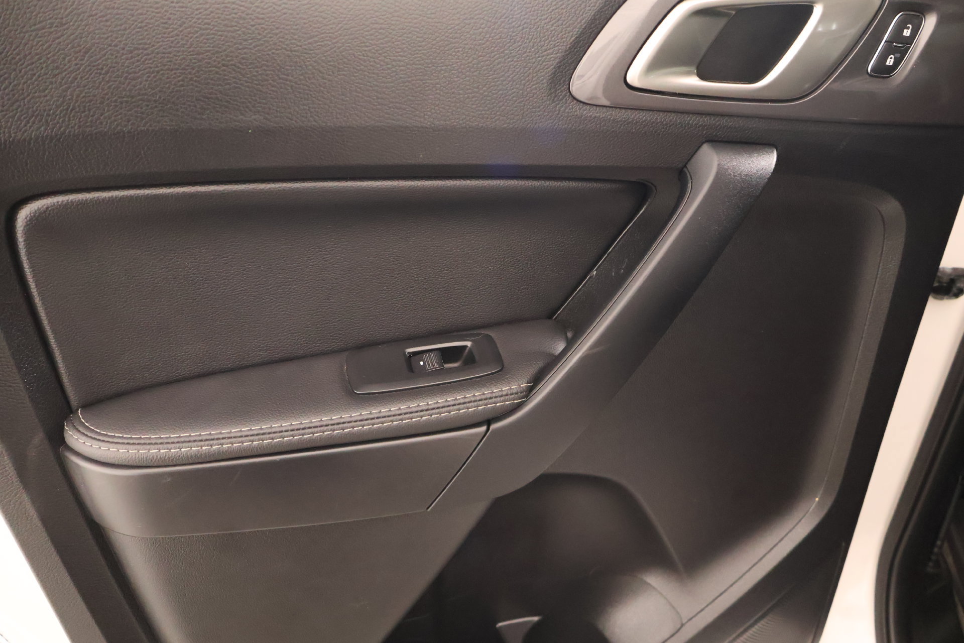 Used 2020 Ford Ranger Lariat w/ Equipment Group 501A Mid AWD/4WD image 17