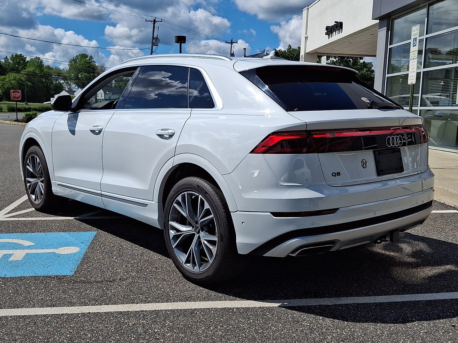 Used 2025 Audi Q8 Premium Plus AWD/4WD image 6