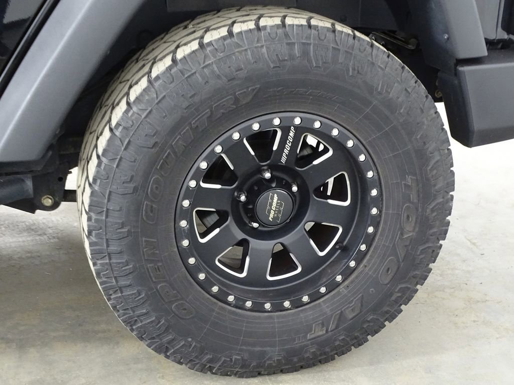 Used 2016 Jeep Wrangler Unlimited Sport image 32