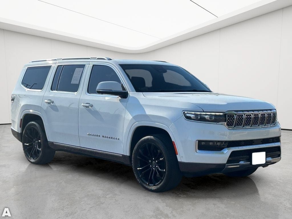 Certified 2022 Jeep Grand Wagoneer Series III w/ Flexible Seating Group AWD/4WD image 7