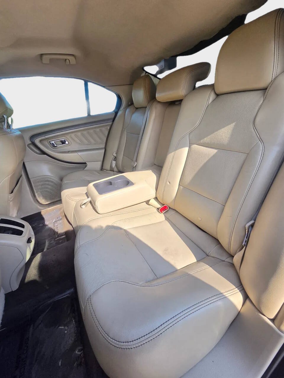 Used 2014 Ford Taurus SEL w/ Equipment Group 201A FWD image 12
