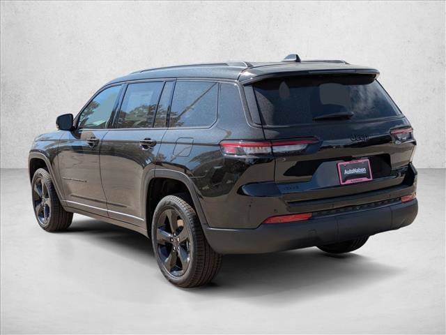 New 2025 Jeep Grand Cherokee L Limited w/ Black Appearance Package AWD/4WD image 9