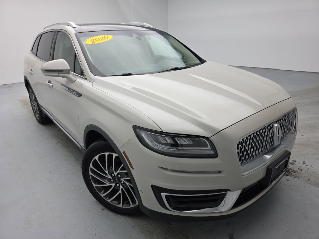 Used 2020 Lincoln Nautilus Reserve w/ Equipment Group 201A image 3