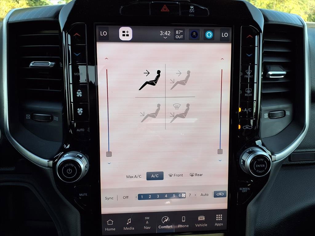 Used 2025 RAM 5500 Tradesman image 19