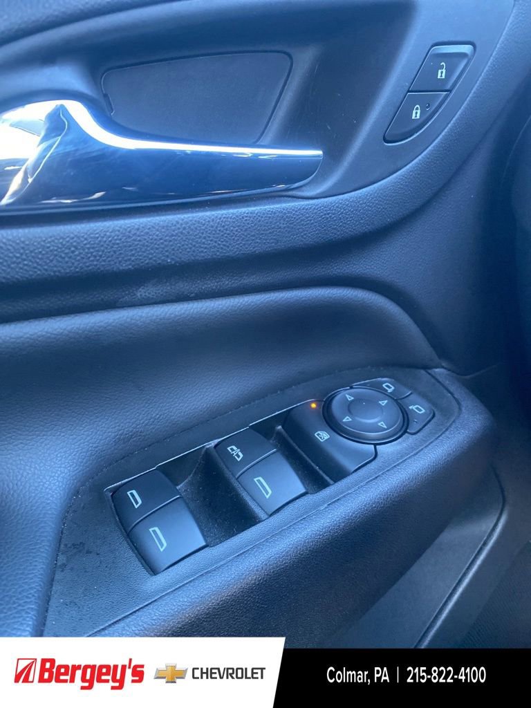 Certified 2024 Chevrolet Equinox LT w/ LPO, Floor Liner Package image 33