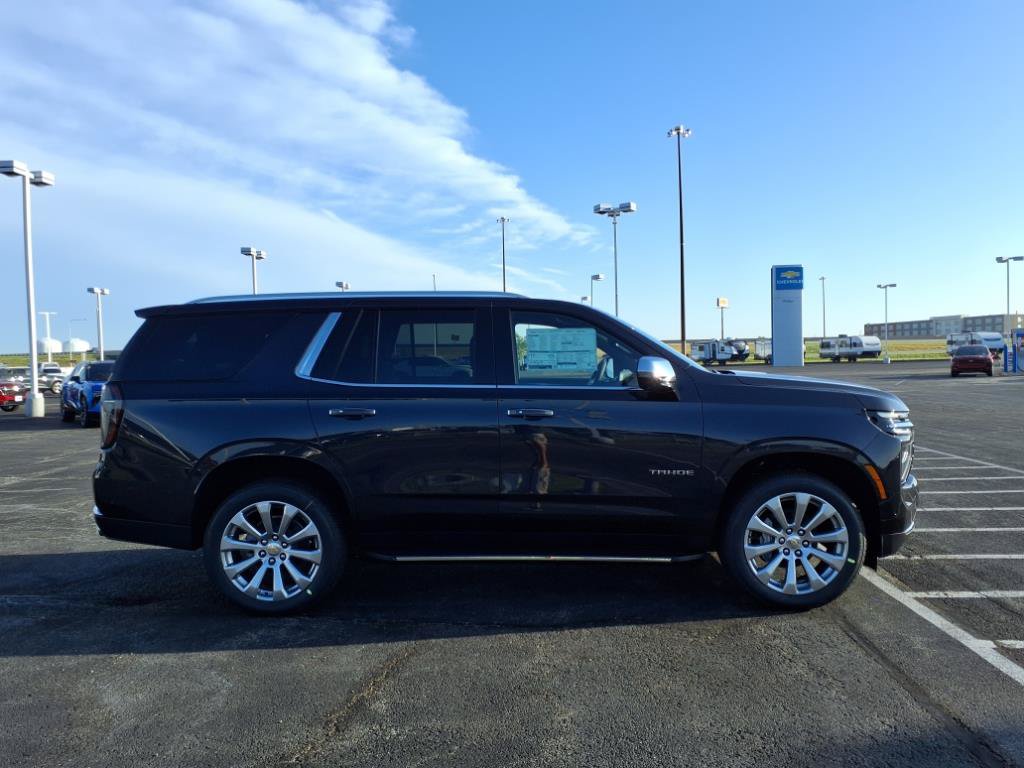 New 2025 Chevrolet Tahoe Premier w/ Sun And Tow Package AWD/4WD image 2