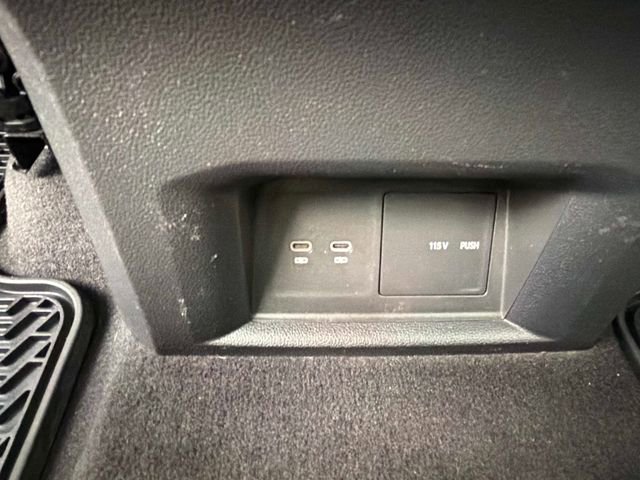 Used 2021 Volkswagen Atlas SE image 15