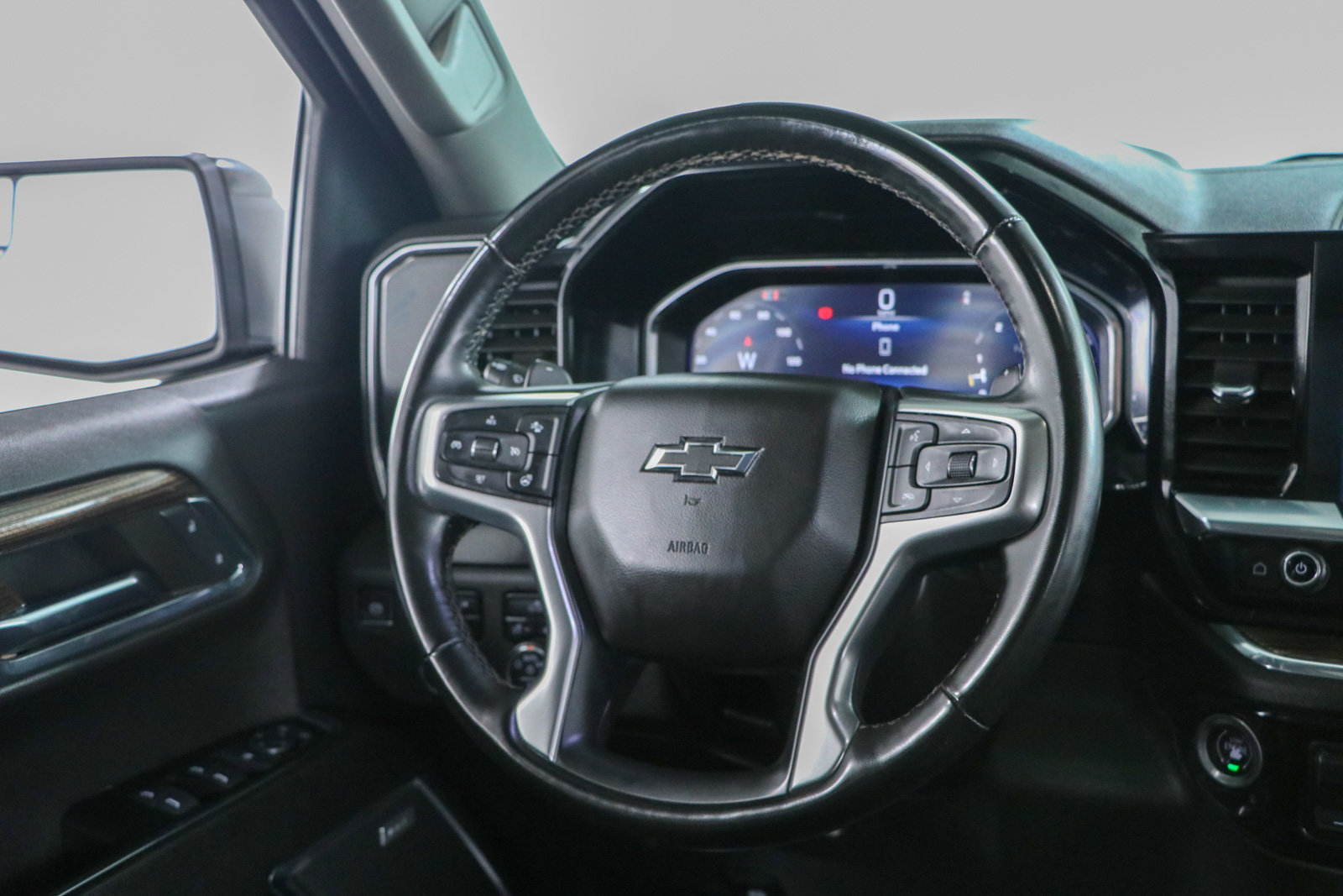 Used 2024 Chevrolet Silverado 1500 RST w/ Convenience Package II AWD/4WD image 14