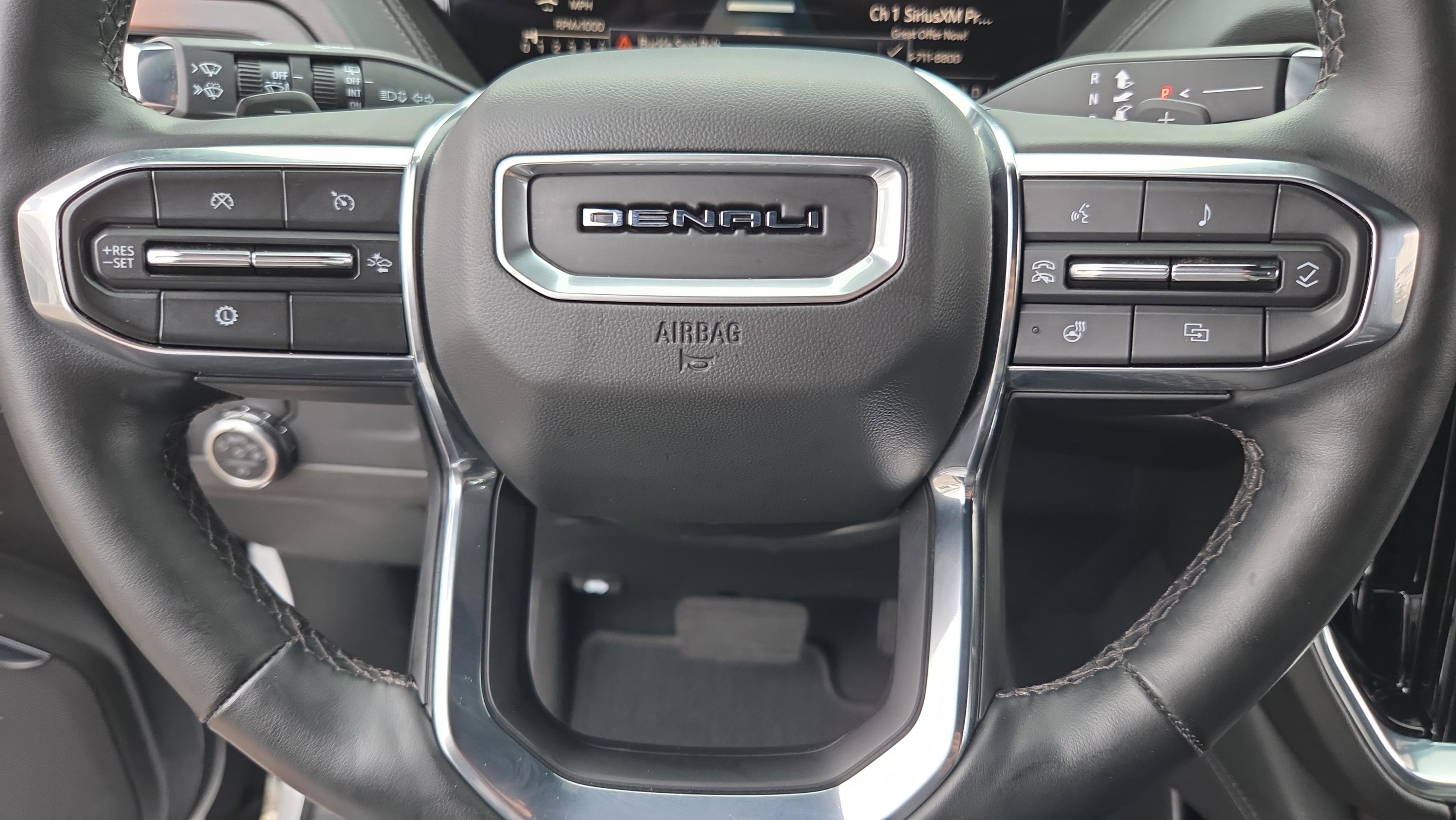 Used 2025 GMC Yukon Denali image 29