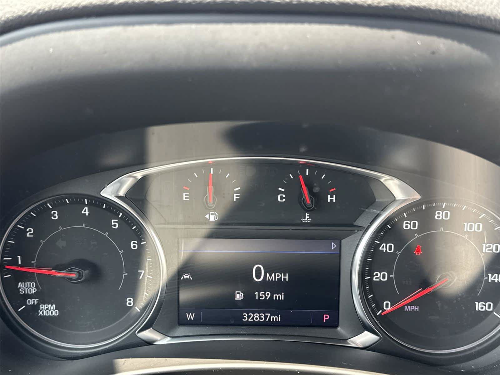 Used 2023 GMC Terrain SLT AWD/4WD image 29