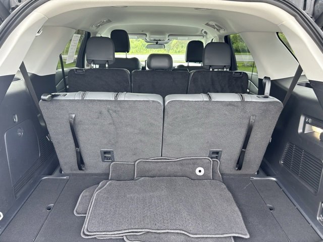 Used 2025 Ford Explorer Active w/ Active Comfort Package image 6