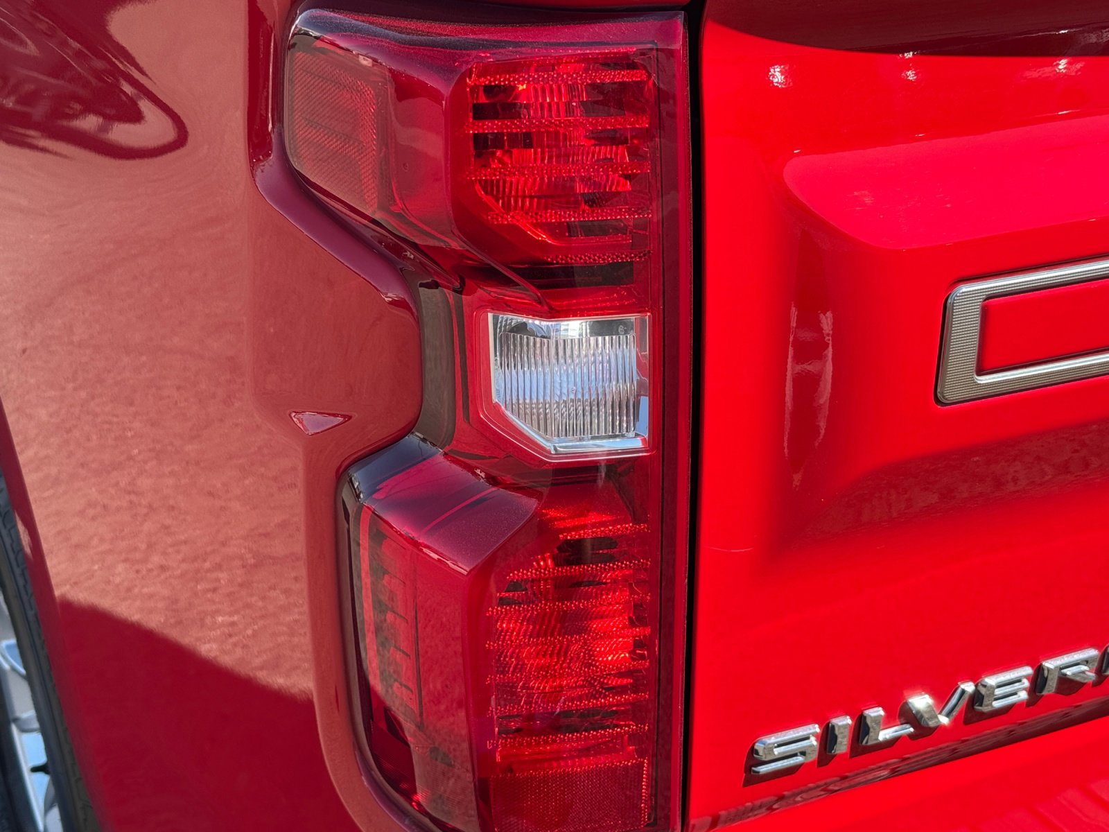 Used 2021 Chevrolet Silverado 1500 LT image 16