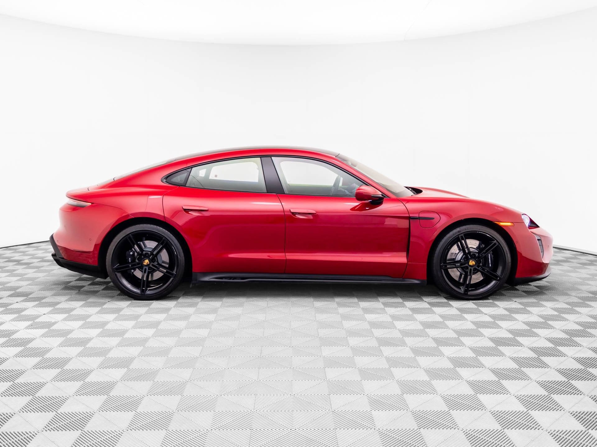Certified 2023 Porsche Taycan GTS AWD/4WD image 7