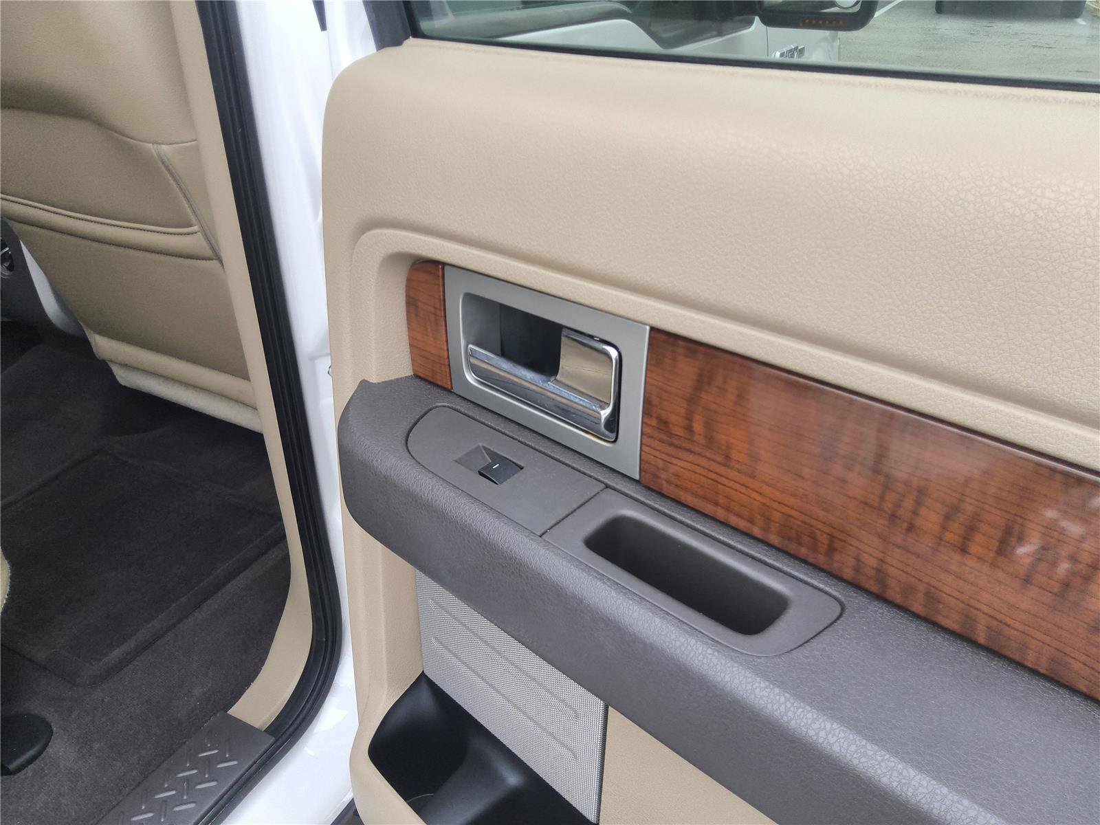 Used 2010 Ford F150 King Ranch RWD image 20