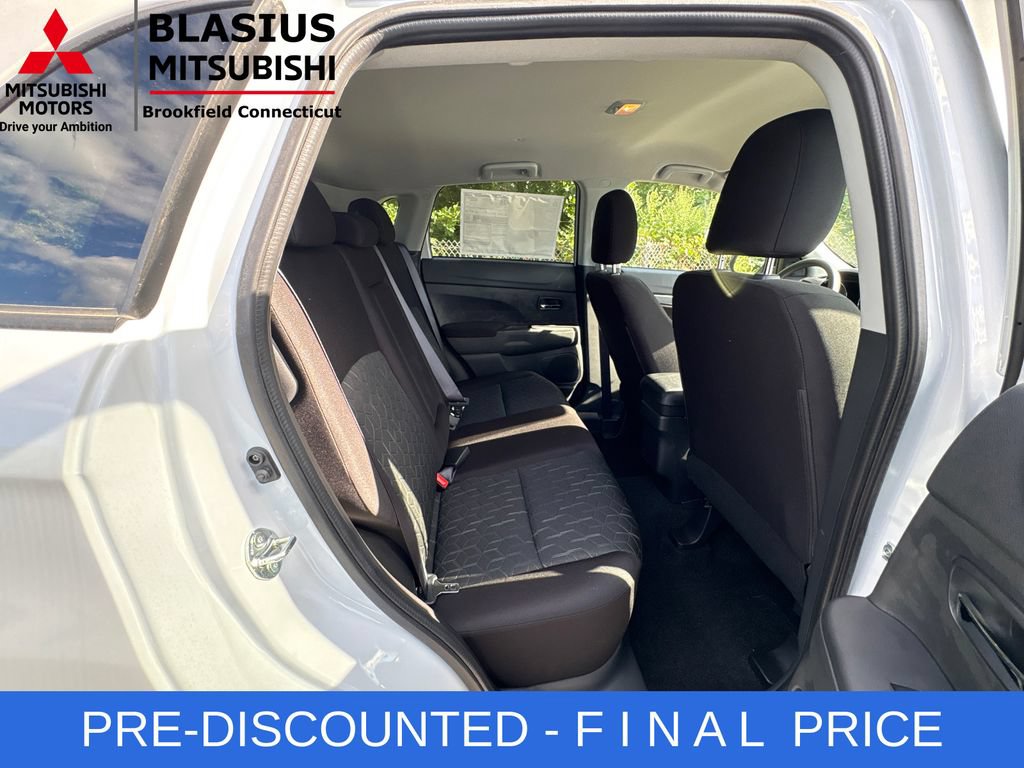 Used 2025 Mitsubishi Outlander Sport ES AWD/4WD image 43
