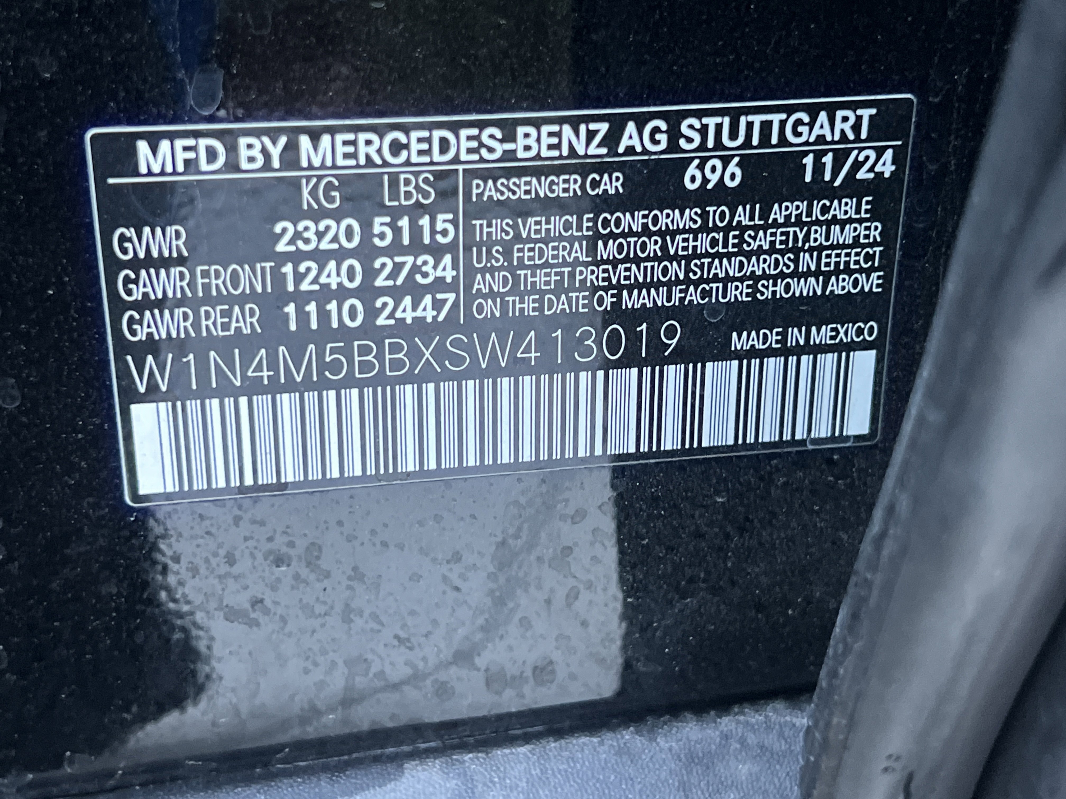 Certified 2025 Mercedes-Benz GLB 35 AMG 4MATIC image 31