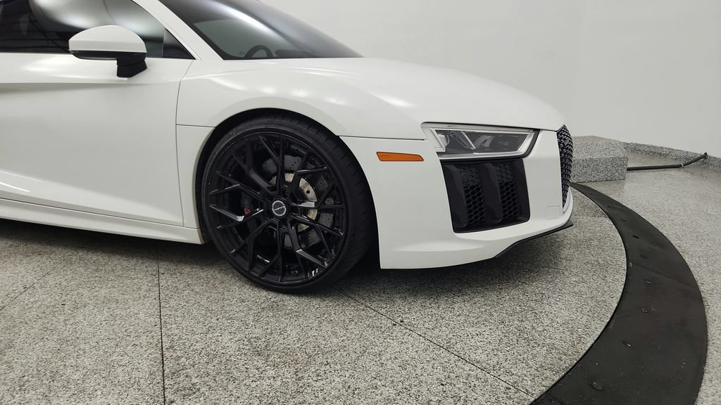Used 2017 Audi R8 V10 AWD/4WD image 28