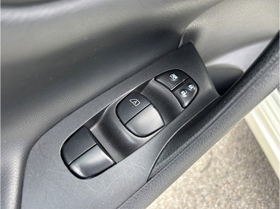 Used 2016 Nissan Altima 2.5 S w/ Power Driver Seat Package image 18