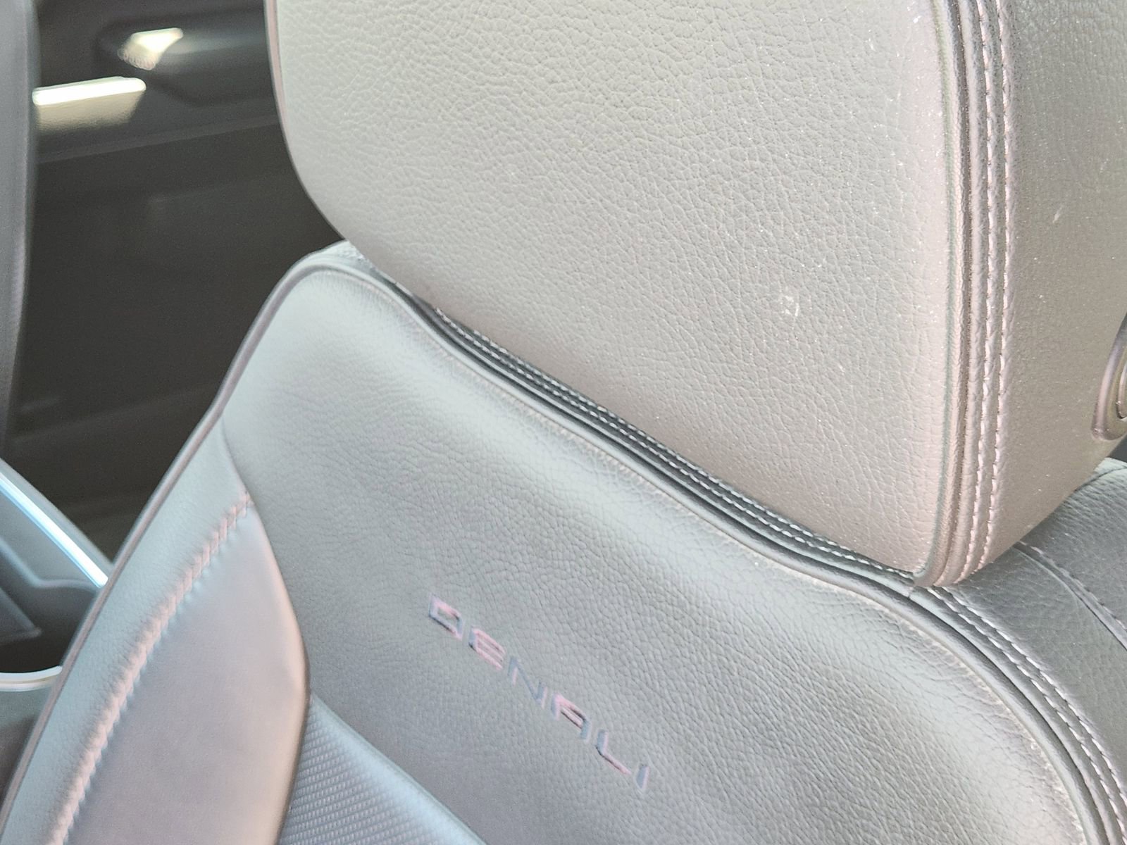 Used 2022 GMC Sierra 1500 Denali w/ Technology Package image 16