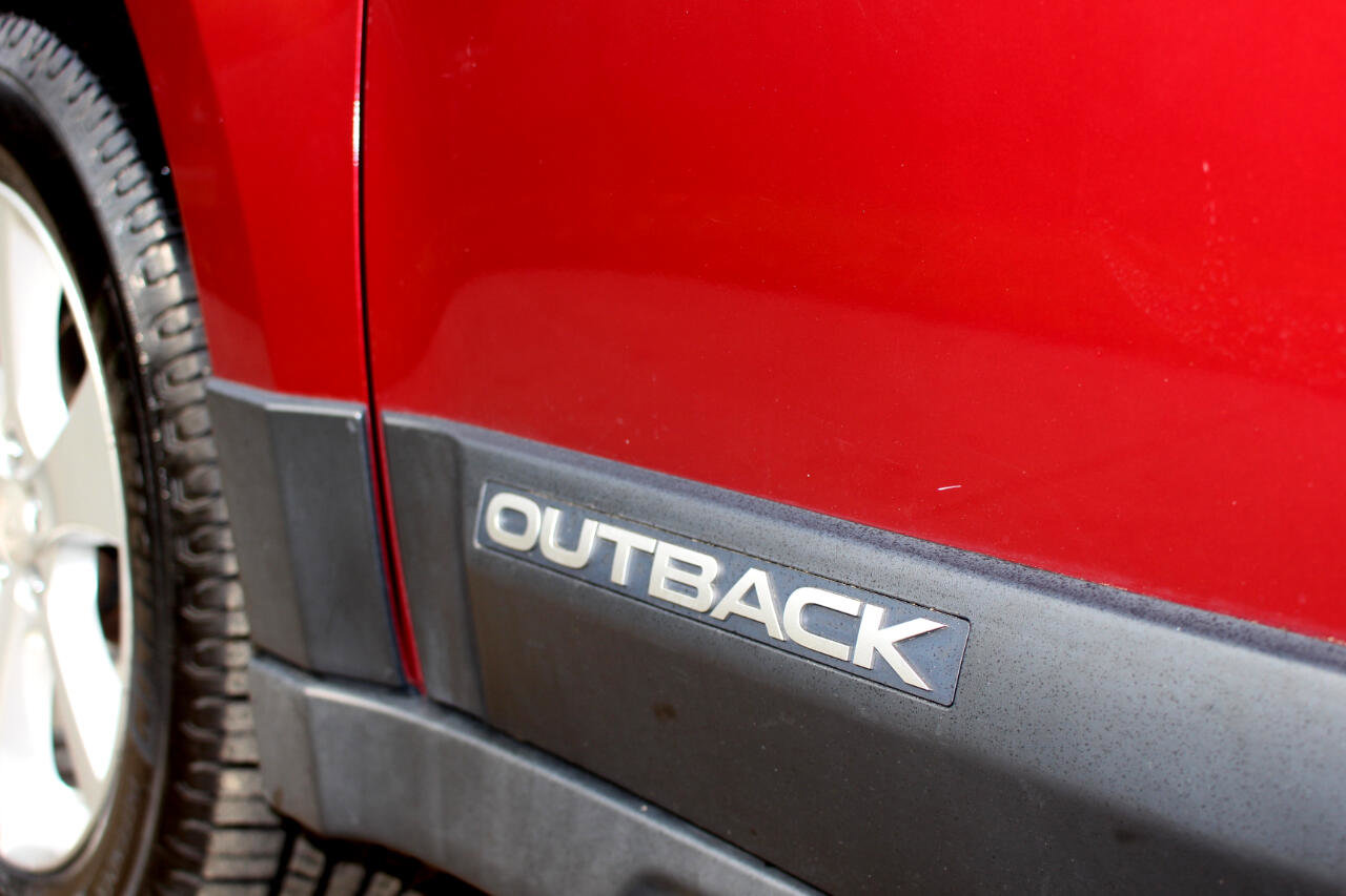 Used 2014 Subaru Outback 2.5i w/ Alloy Wheel Package image 39