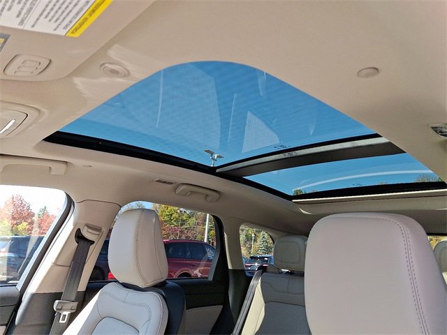 New 2026 Lincoln Corsair Reserve AWD/4WD image 8