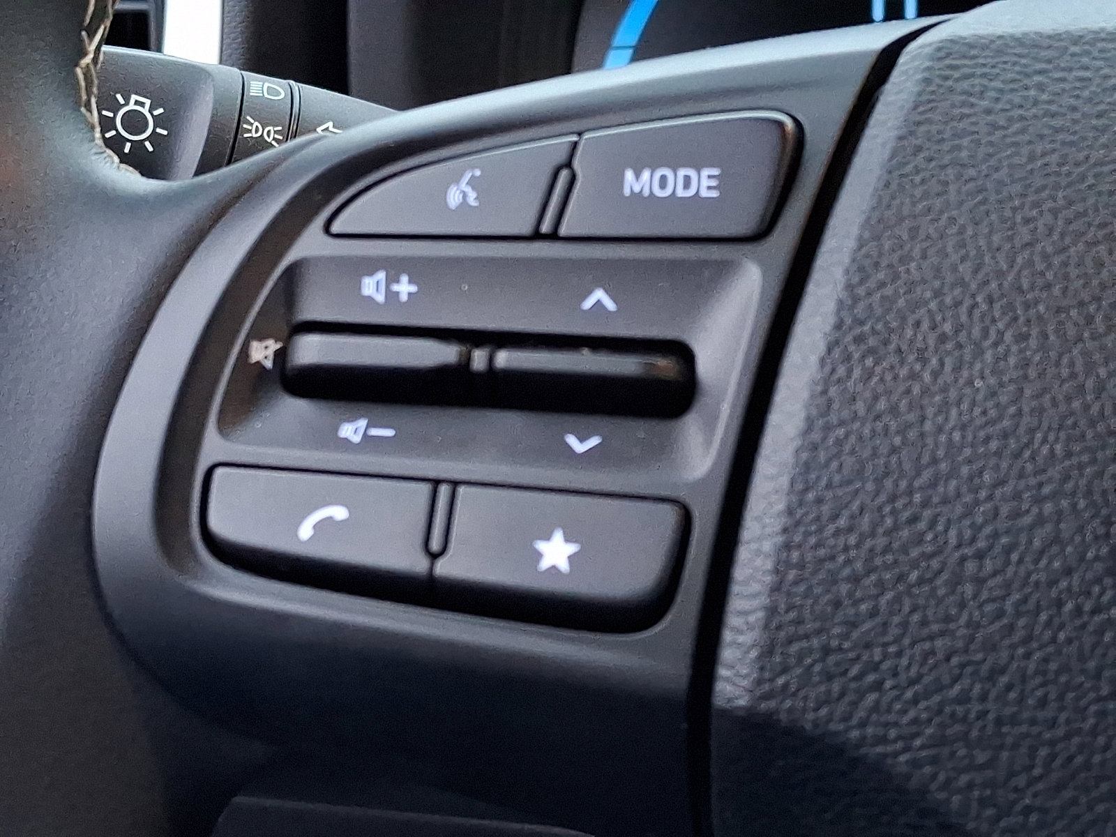 Certified 2023 Hyundai Venue Limited image 20