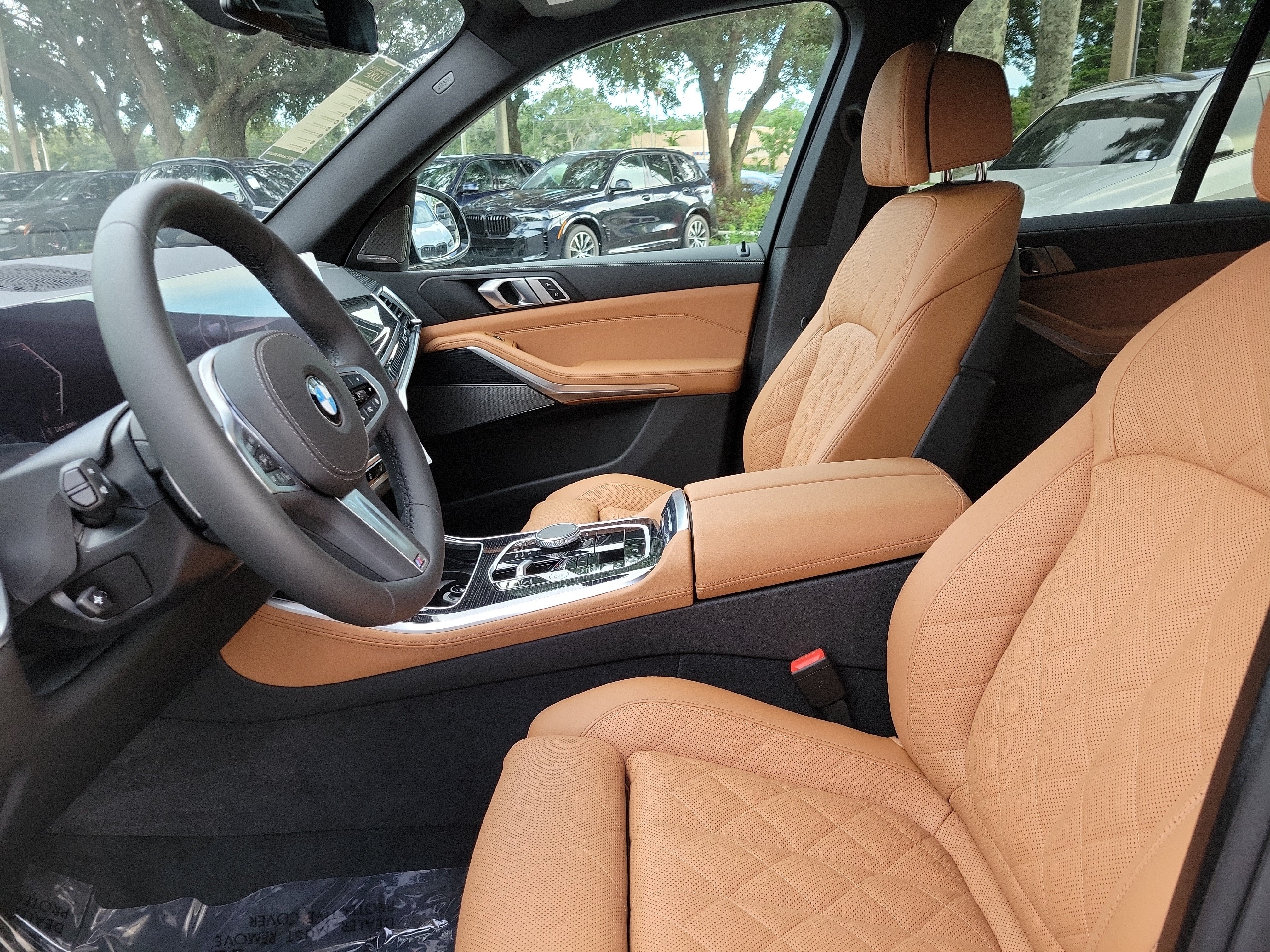 New 2026 BMW X5 xDrive40i w/ M Sport Package AWD/4WD image 10