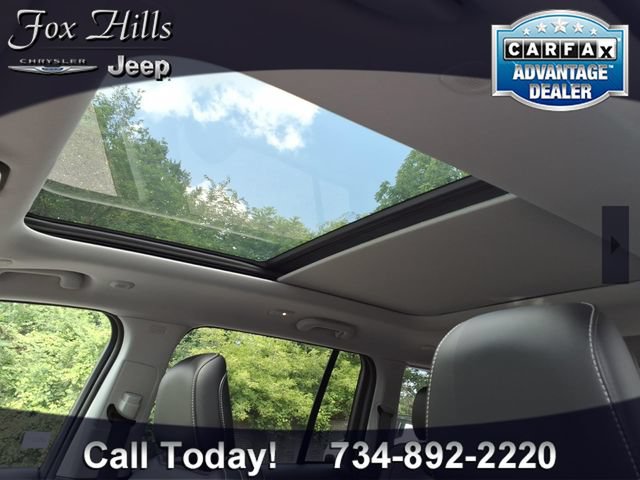 Used 2024 Jeep Grand Cherokee Limited 4xe w/ Trailer Tow Package AWD/4WD image 16