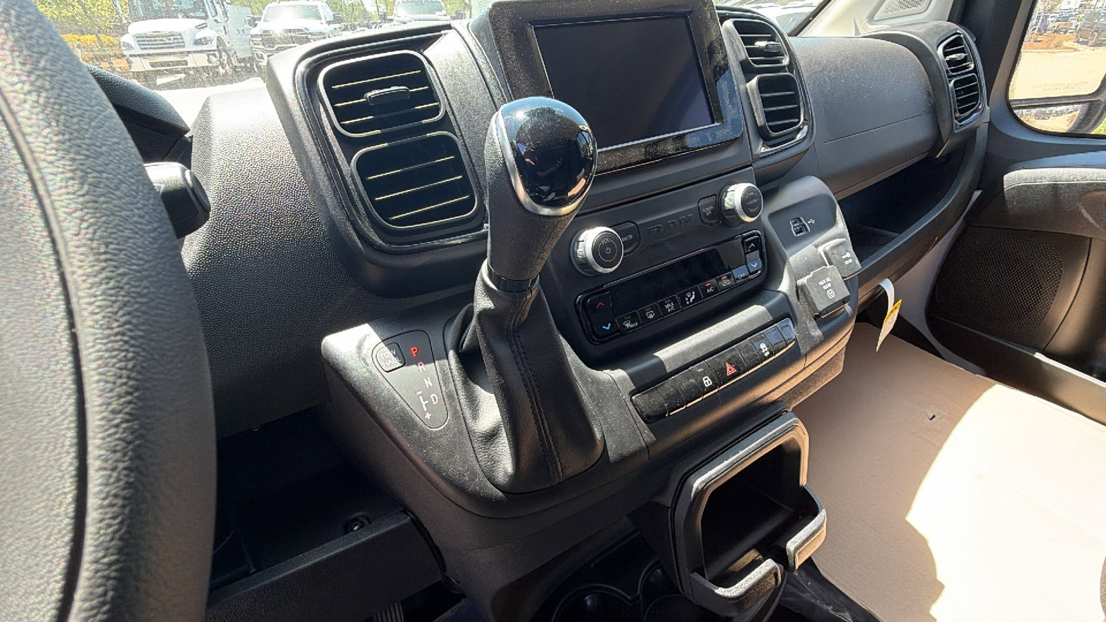 New 2026 RAM ProMaster 2500 w/ Convenience Group image 24