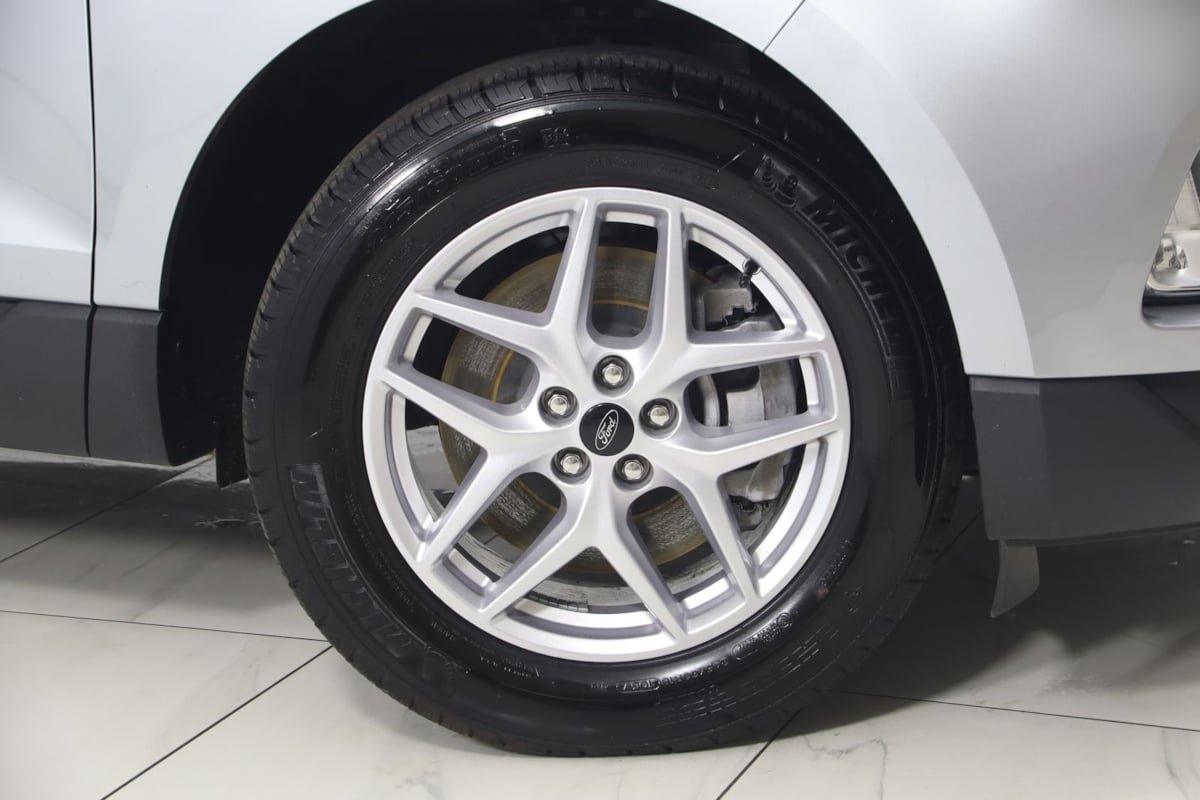 Used 2024 Ford Edge SEL w/ Convenience Package AWD/4WD image 14