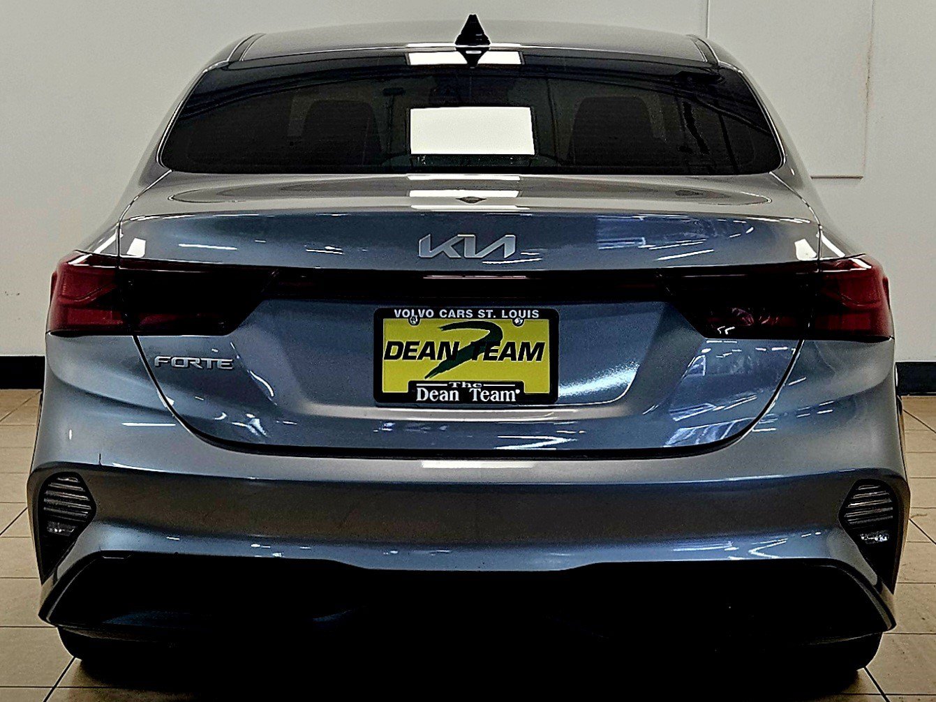 Used 2023 Kia Forte LXS w/ LXS Technology Package image 7