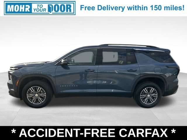 Used 2026 Chevrolet Traverse LT FWD image 3