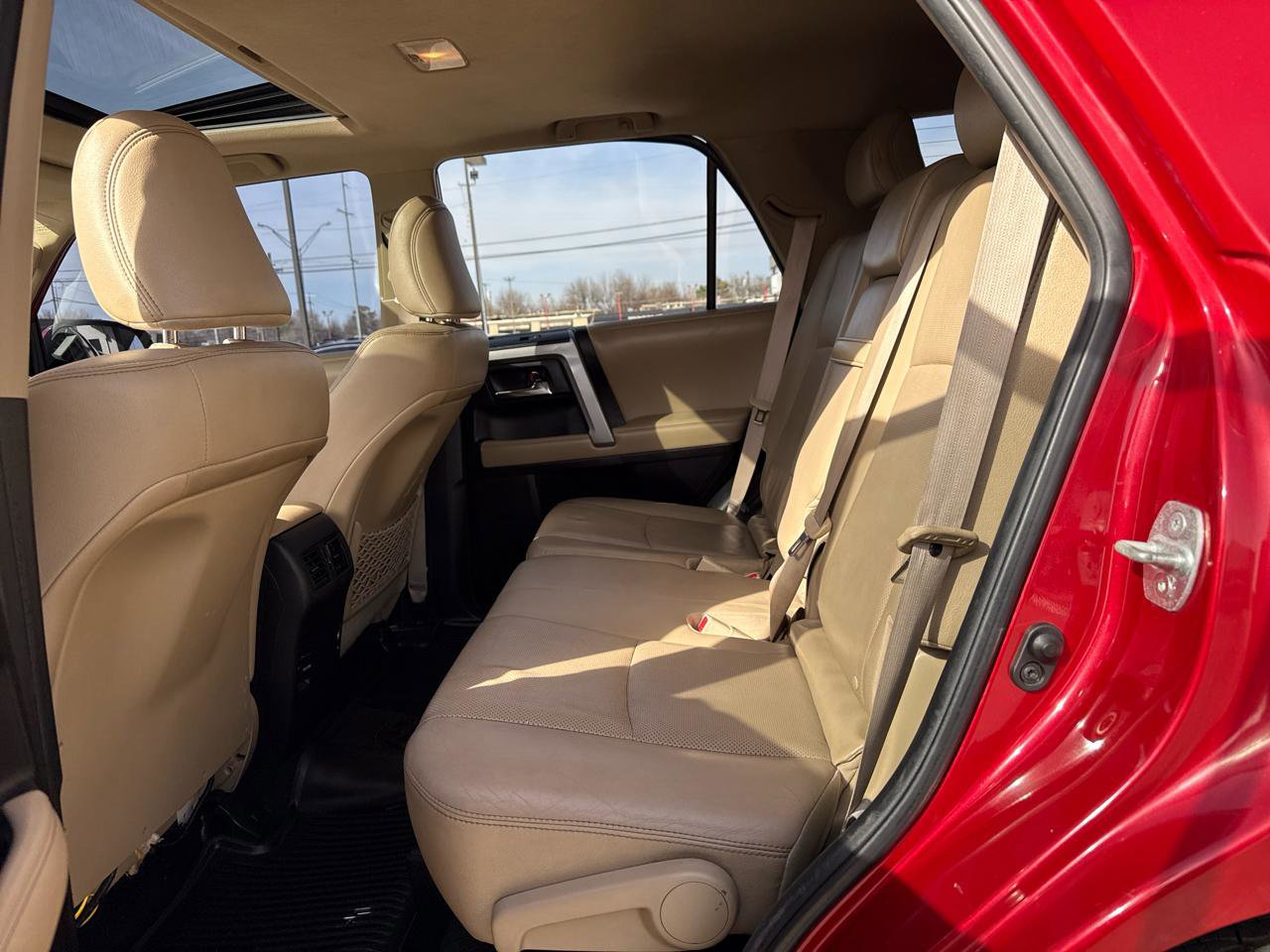 Used 2014 Toyota 4Runner Limited image 15