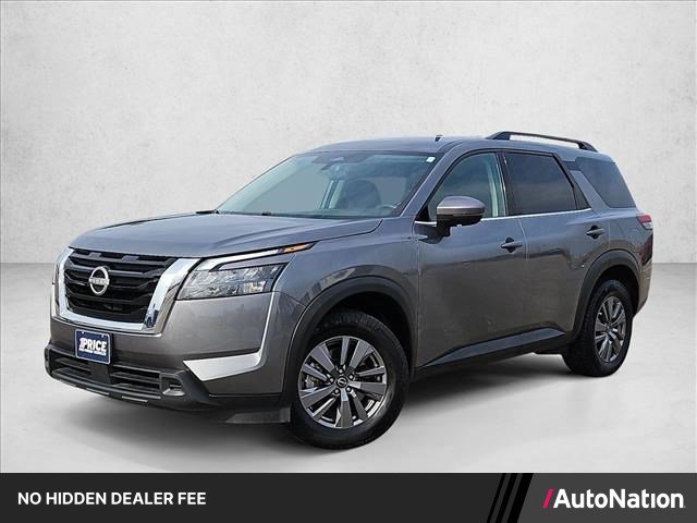 Used 2024 Nissan Pathfinder SV AWD/4WD image 1