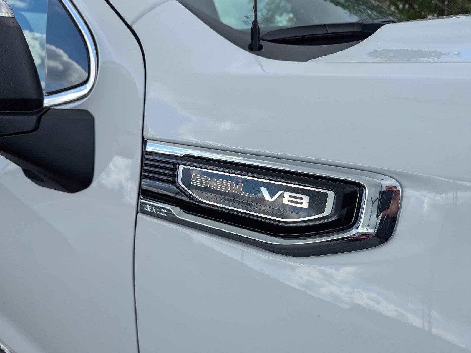 Used 2023 GMC Sierra 1500 SLE image 11