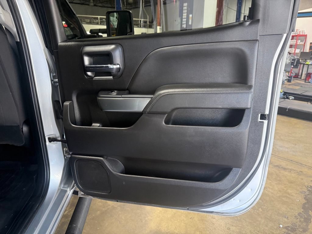 Used 2019 Chevrolet Silverado 2500 LT w/ LT Convenience Package AWD/4WD image 47