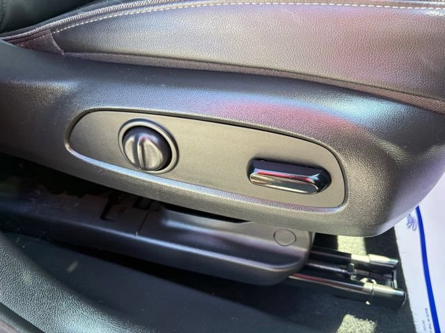 Used 2021 Buick Encore GX Essence w/ Sport Touring Package FWD image 30