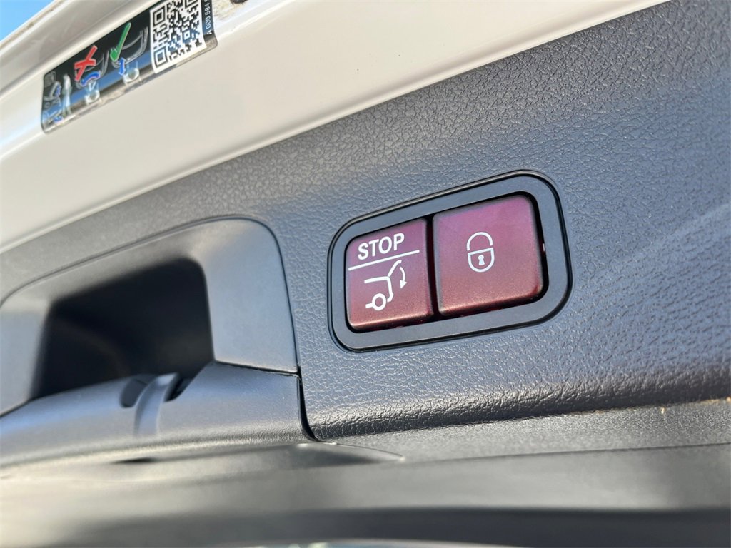 Certified 2025 Mercedes-Benz GLS 450 4MATIC image 21