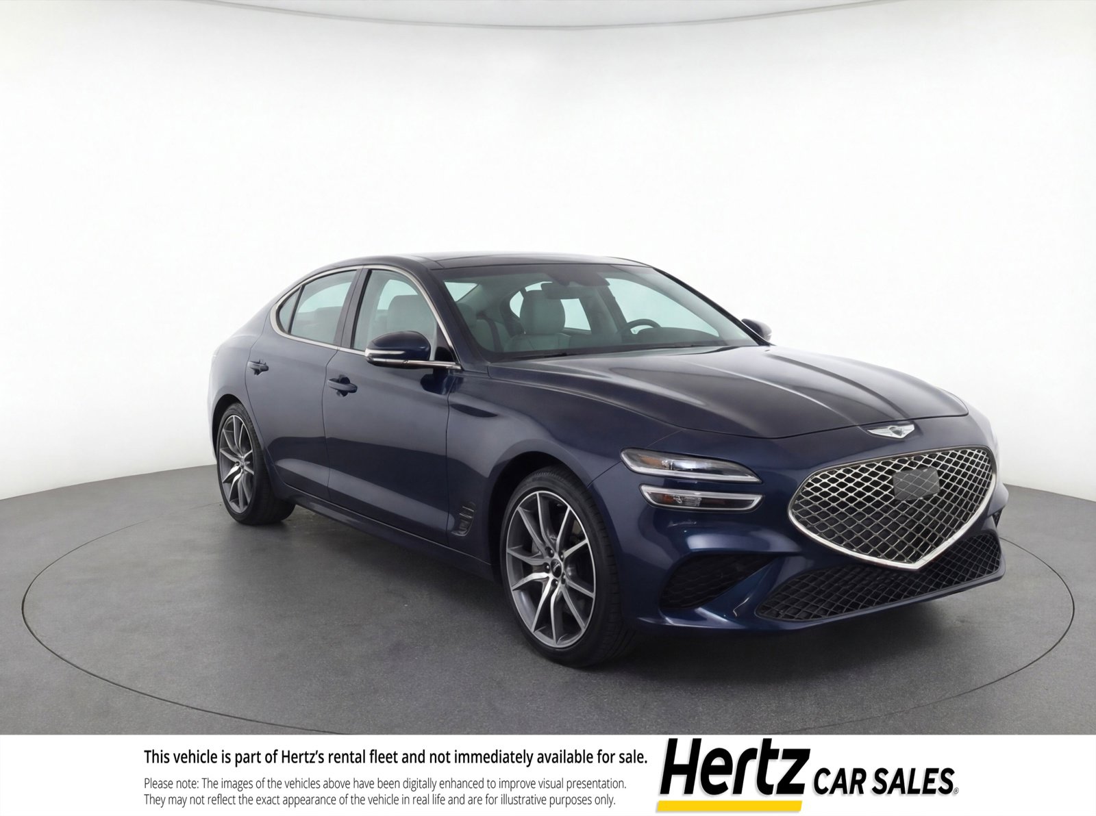 Used 2025 Genesis G70 2.5T image 1