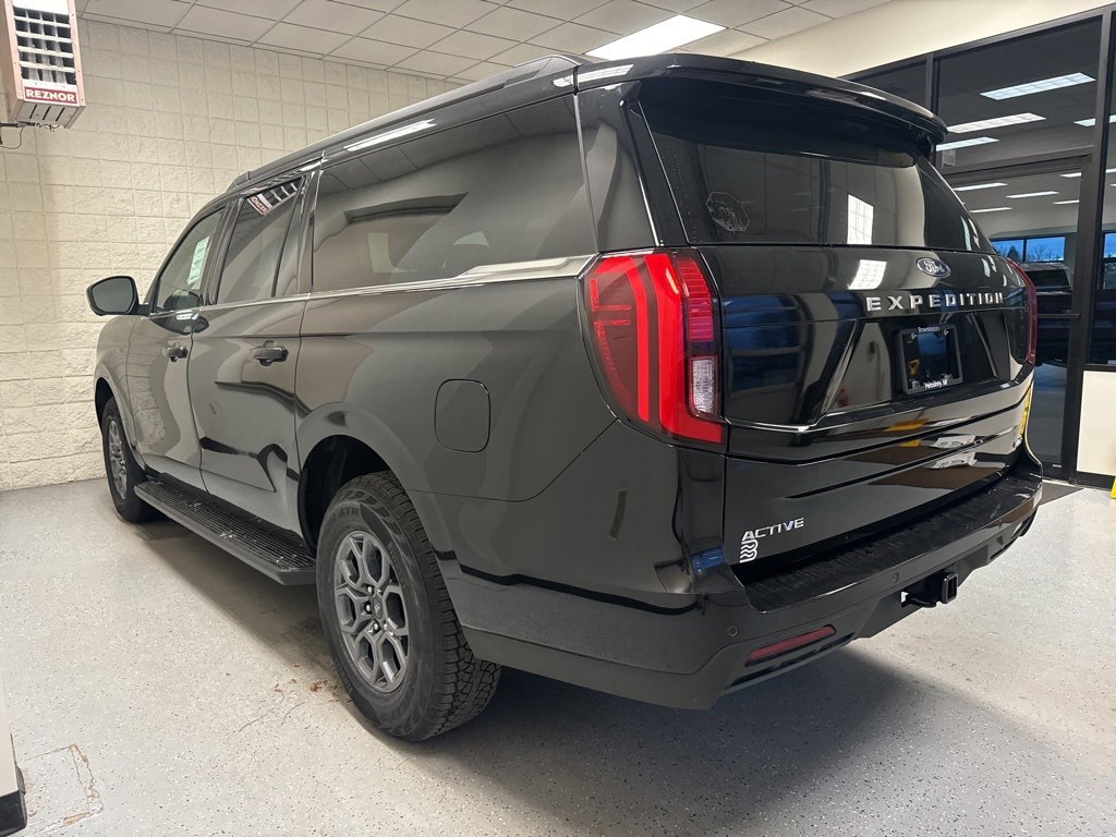 New 2025 Ford Expedition Max Active image 15