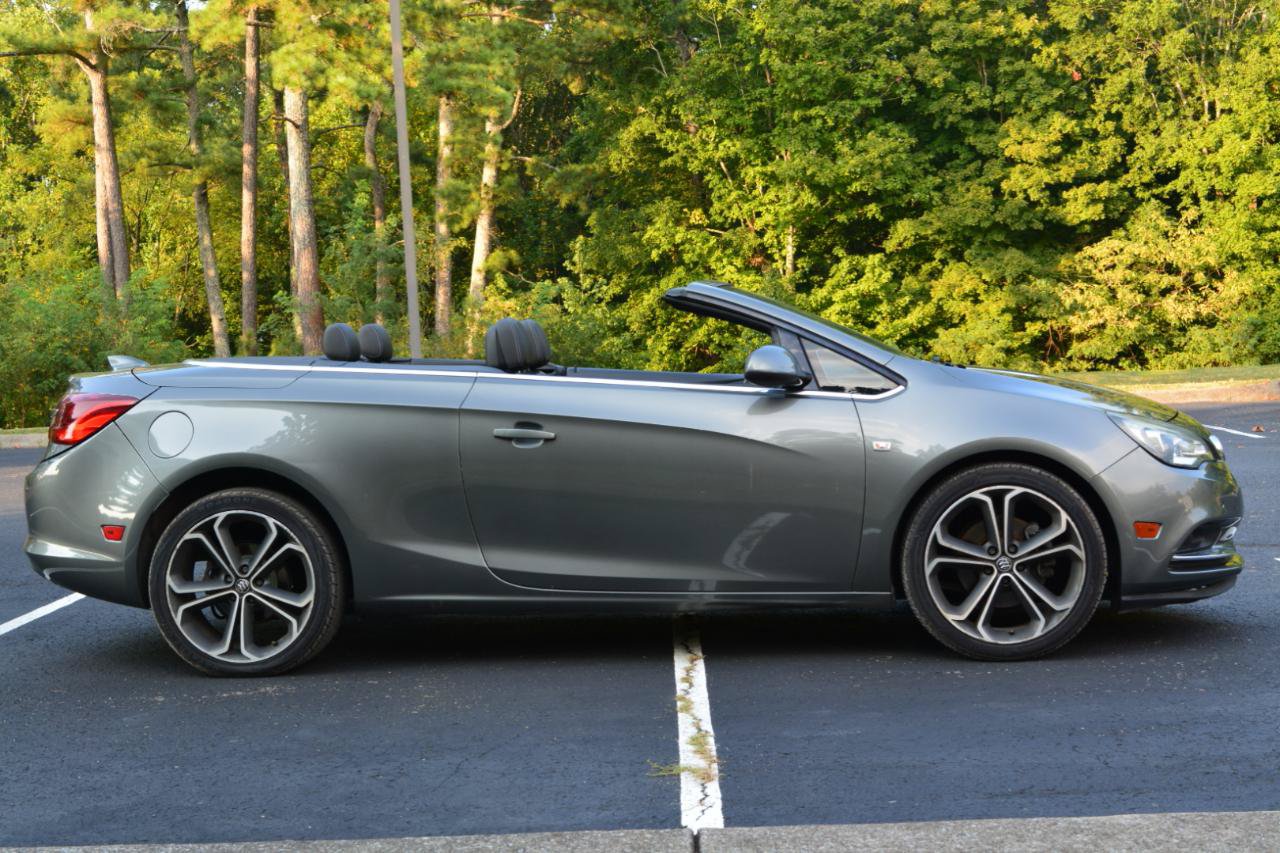 Used 2018 Buick Cascada Premium FWD image 4