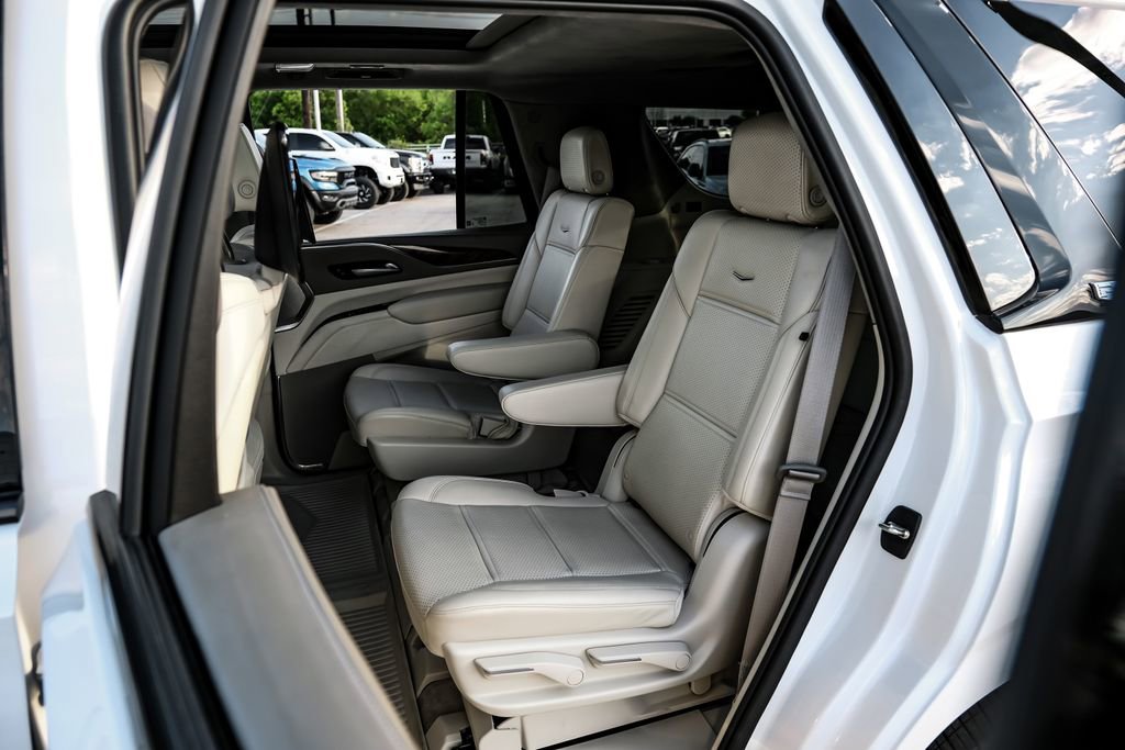 Used 2023 Cadillac Escalade Sport Platinum w/ LPO, ONYX Package image 51