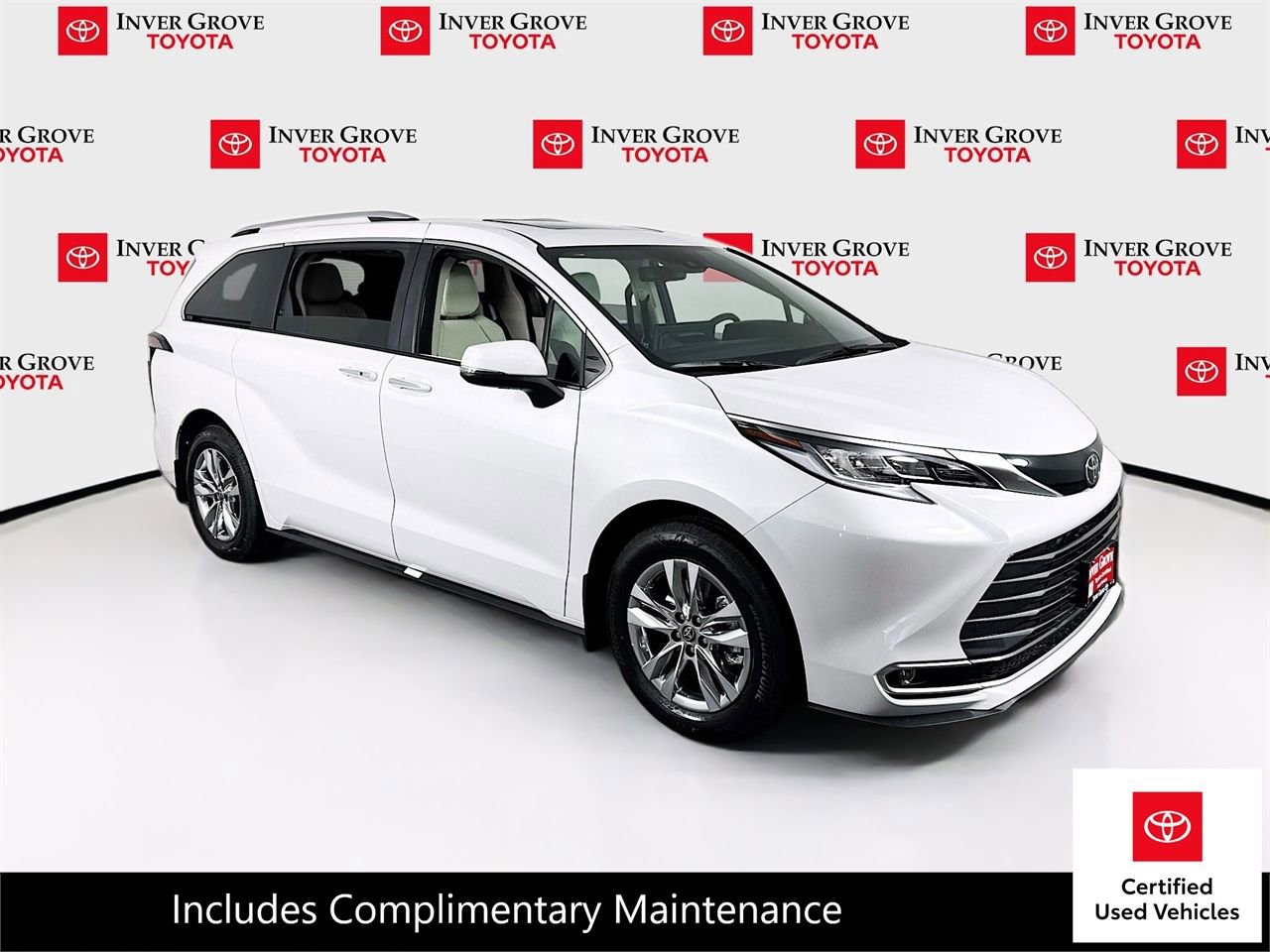 Certified 2026 Toyota Sienna Limited image 3