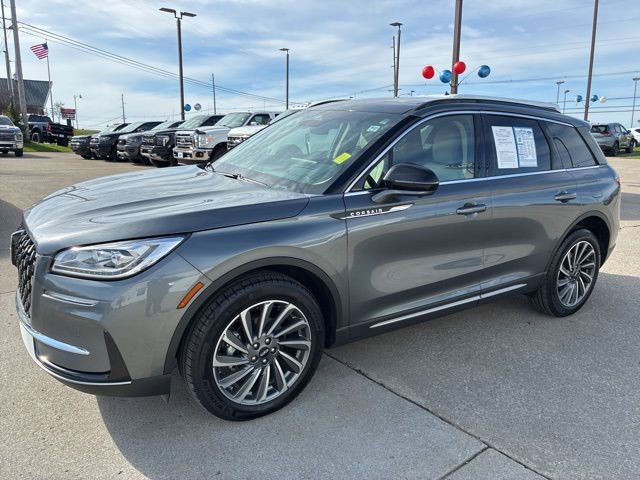 Used 2025 Lincoln Corsair Reserve w/ Equipment Group 202A image 3