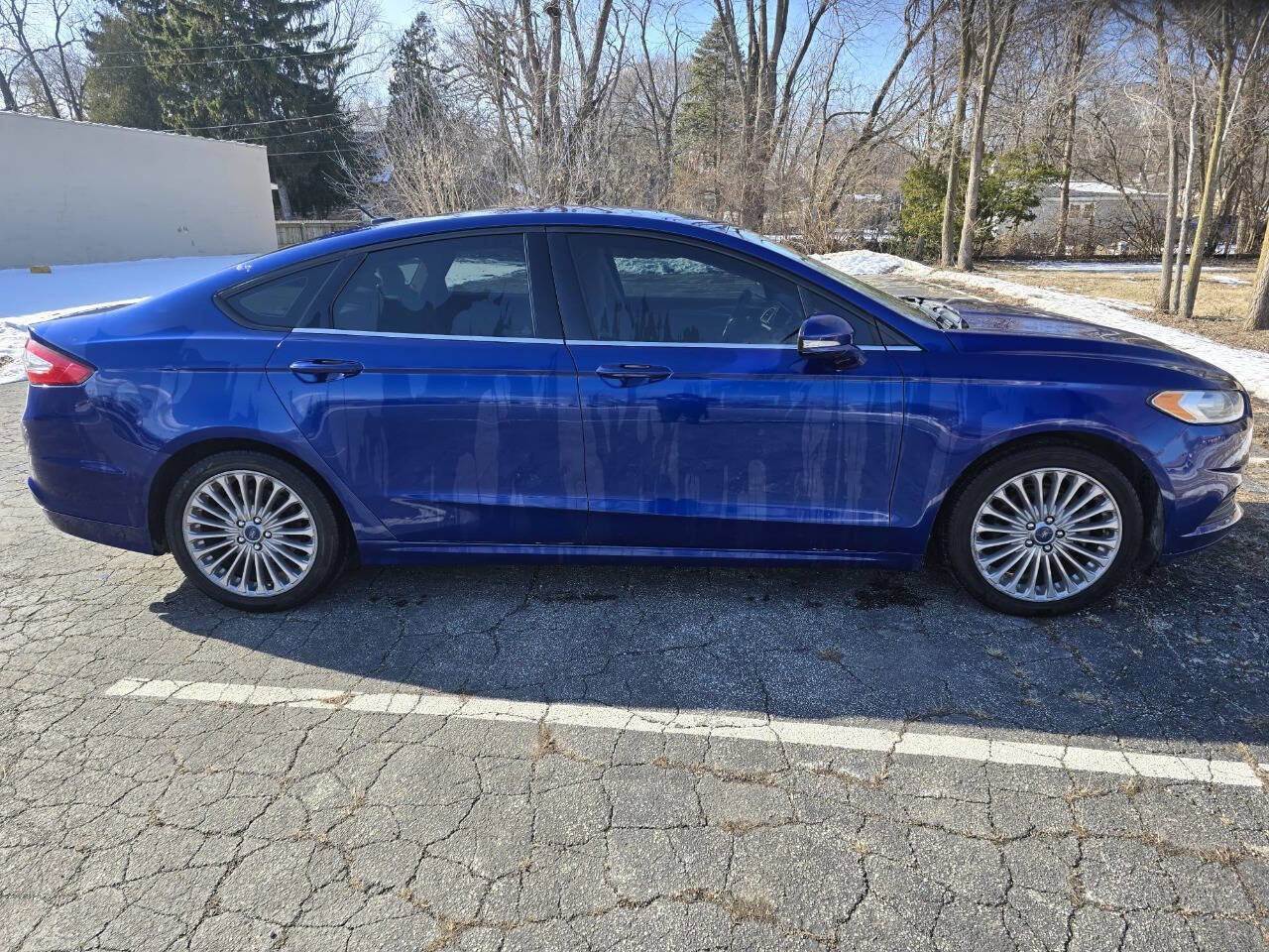 Used 2013 Ford Fusion SE FWD image 4