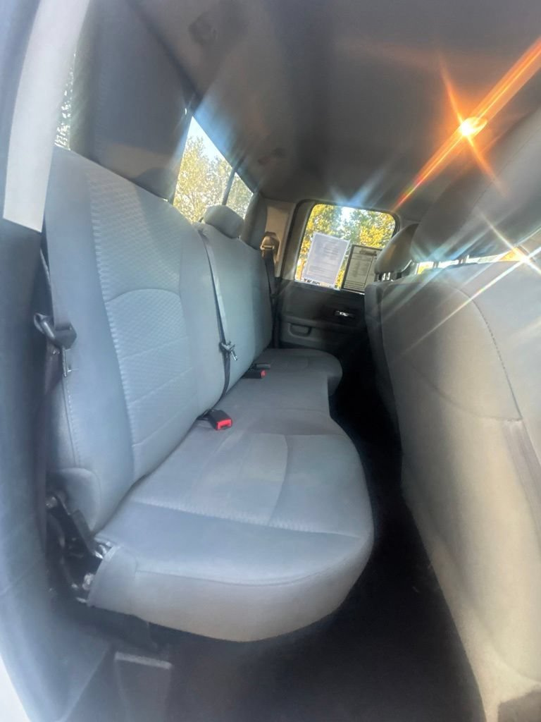 Used 2016 RAM 1500 Classic SLT RWD image 17