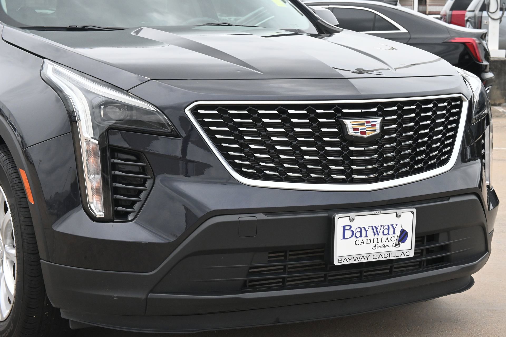 Used 2023 Cadillac XT4 Luxury w/ Cold Weather Package FWD image 28
